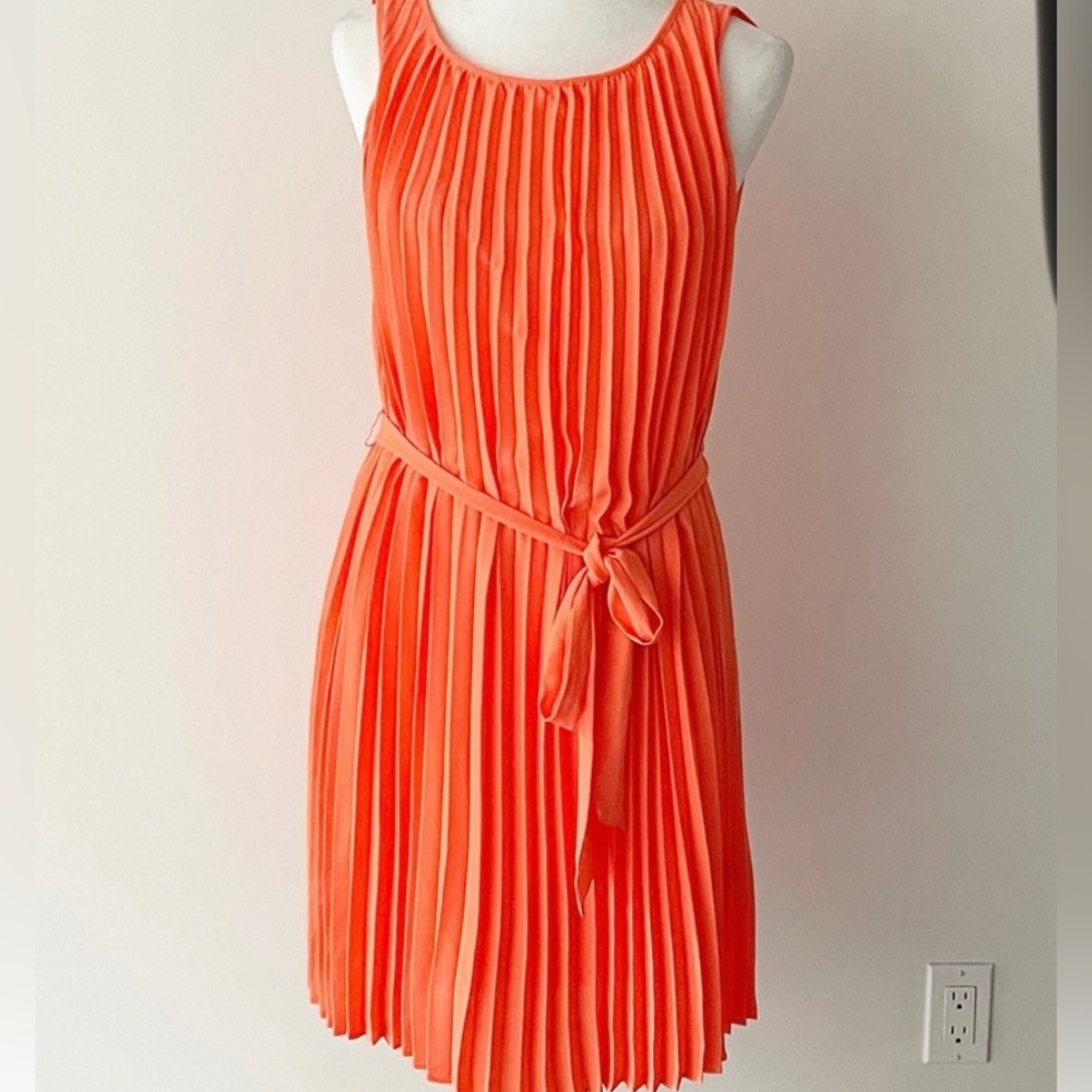 Banana Republic Accordion Pleat Swing A-Line Coral Orange Dress Sz 10 - Picture 1 of 7